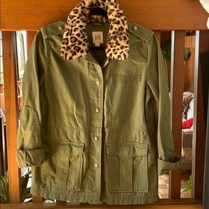 GAP green utility jacket detachable leopard XS